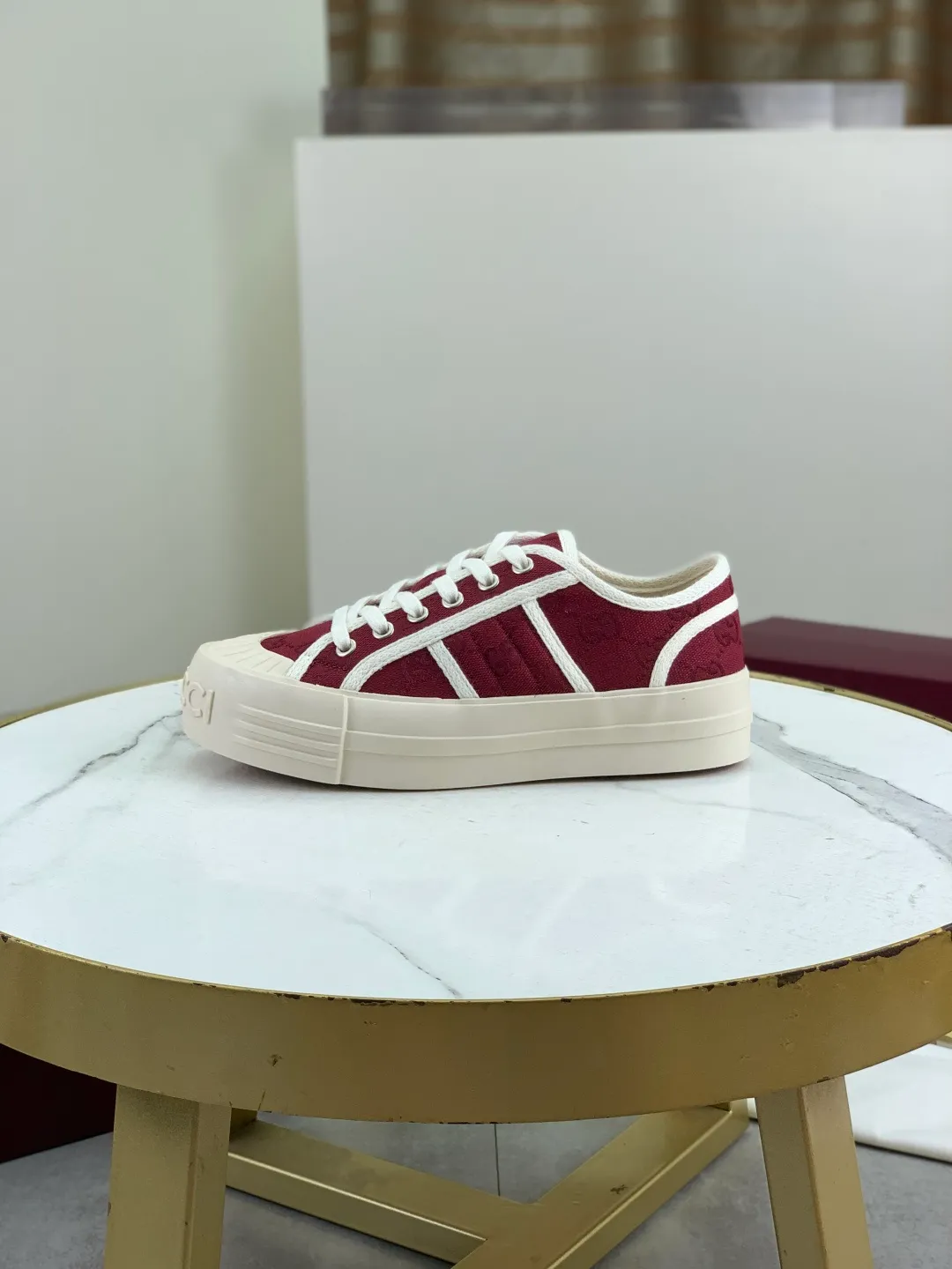 Men's shoes 💰P480 New Gucci thick-soled cloth shoes for women, high-quality version with logo patterned cloth surface, 5mm thick sole, ultra-light shoes, versatile and comfortable.  Fabric: Versatile floral fabric Lining: Versatile canvas Feet: Towel fabric Code number: 35-41 (41 customized) Packaging: Original packaging